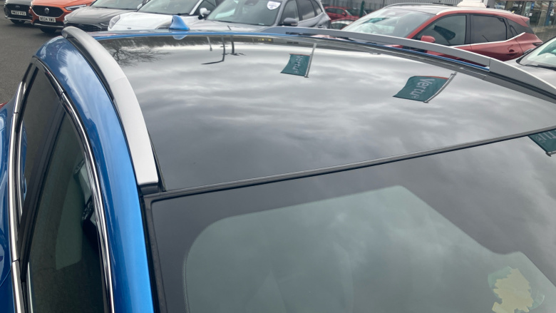 Nissan Qashqai 1.3 DiG-T N-Connecta 5dr Petrol Hatchback